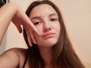 Chat de vídeo erótico Dineris131