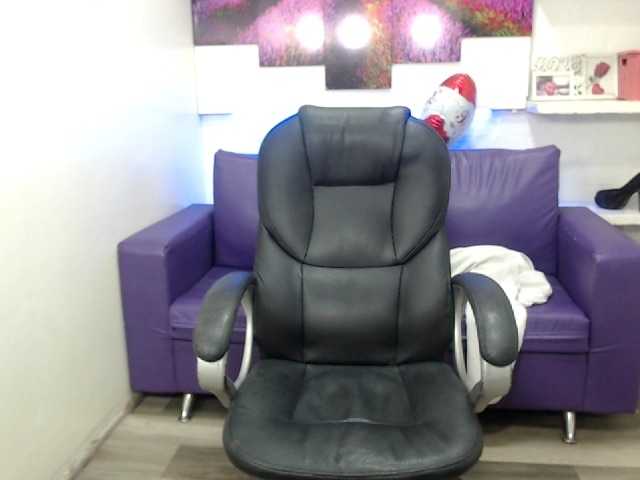 Capturas de tela de transmissão DivaGlowing