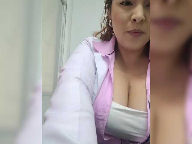 Capturas de tela de transmissão Doctora-Danna