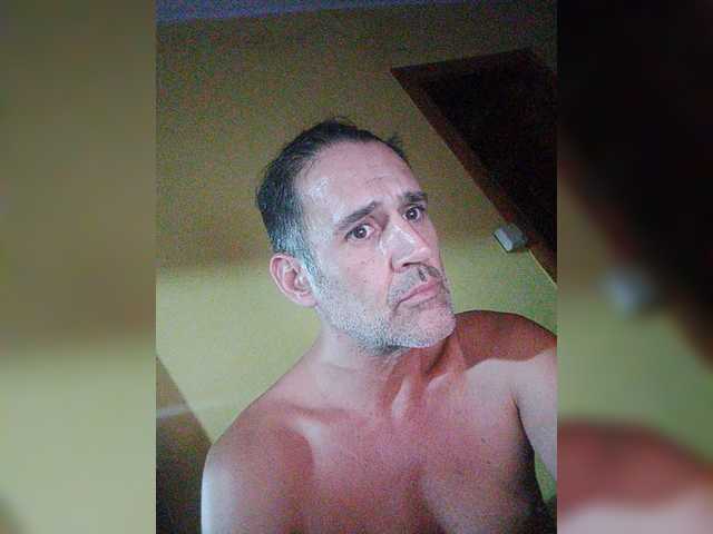 Capturas de tela de transmissão Doggysx