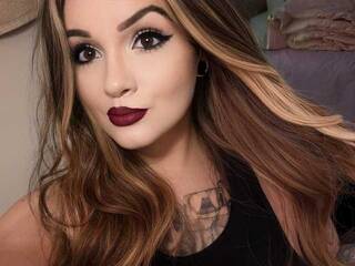 Chat de vídeo erótico Doll4Sir