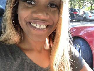 Chat de vídeo erótico DollFace