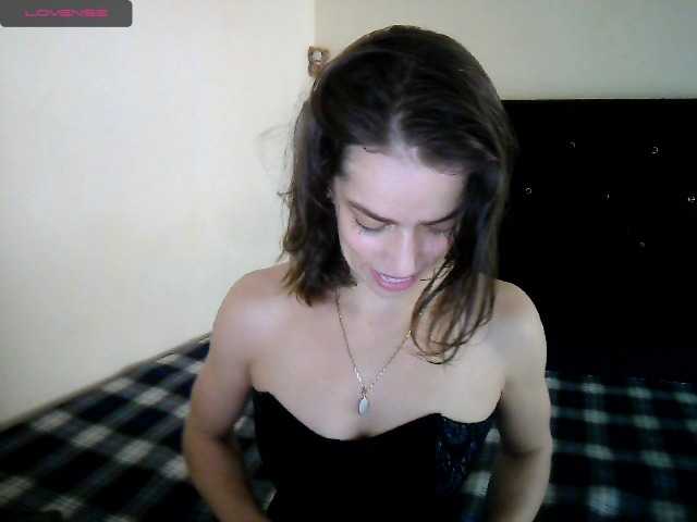 Capturas de tela de transmissão Dominitrix666