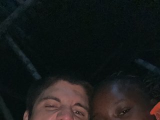 Chat de vídeo erótico DreamInterracial