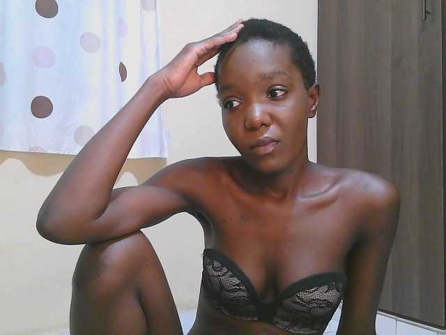 Capturas de tela de transmissão Ebonygoddess2