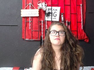 Capturas de tela de transmissão Eitrilove2