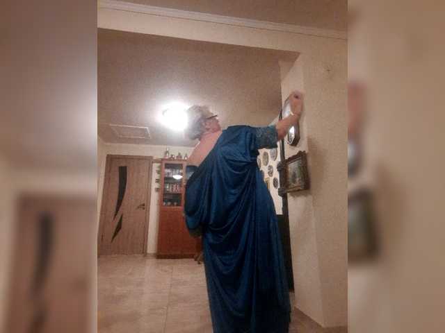 Capturas de tela de transmissão ElegantBlonda