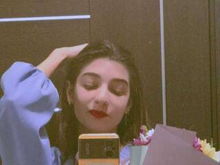 Chat de vídeo erótico ElfyRares