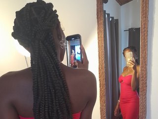 Chat de vídeo erótico ElieSayana