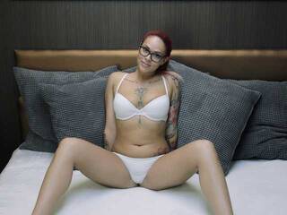 Chat de vídeo erótico ElinaRubels