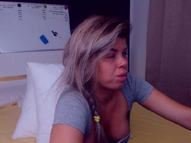 Capturas de tela de transmissão EliseTyler