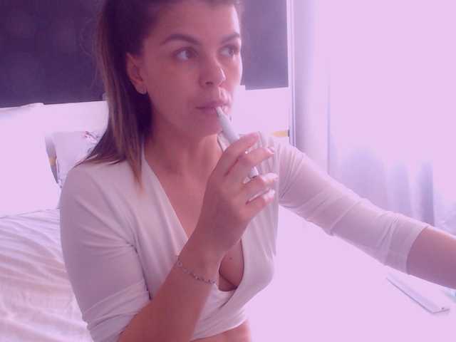 Capturas de tela de transmissão EliseTyler