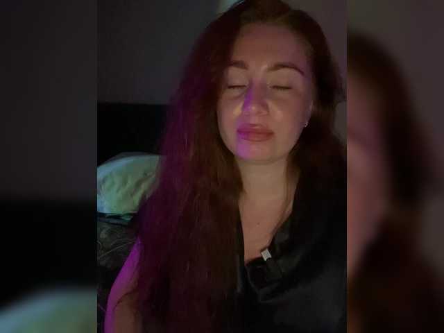 Capturas de tela de transmissão Ella-ida