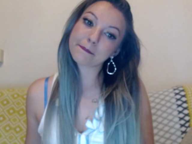 Capturas de tela de transmissão EllaDesiree