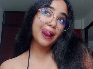 Chat de vídeo erótico ElynDavidson