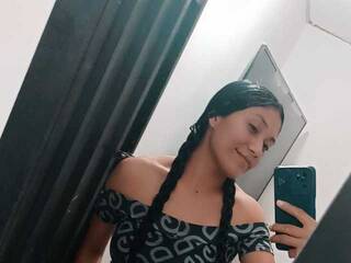 Chat de vídeo erótico Emely18a