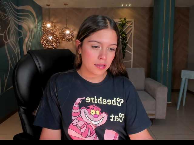 Capturas de tela de transmissão EmiliaSharp