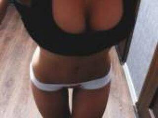 Chat de vídeo erótico emilidoll