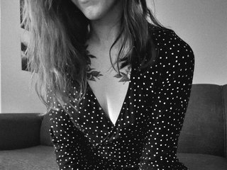 Chat de vídeo erótico EmilieEdelana