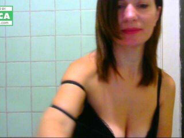 Capturas de tela de transmissão emillly