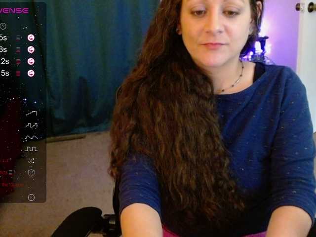 Capturas de tela de transmissão Emily771