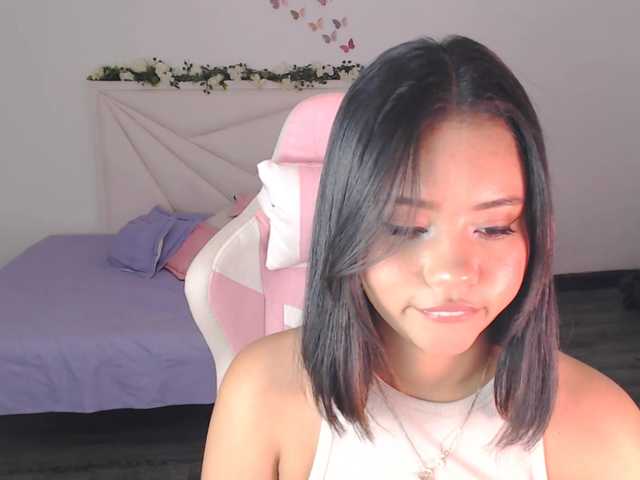 Capturas de tela de transmissão EmilyBloop
