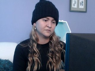 Capturas de tela de transmissão emilyjonesx