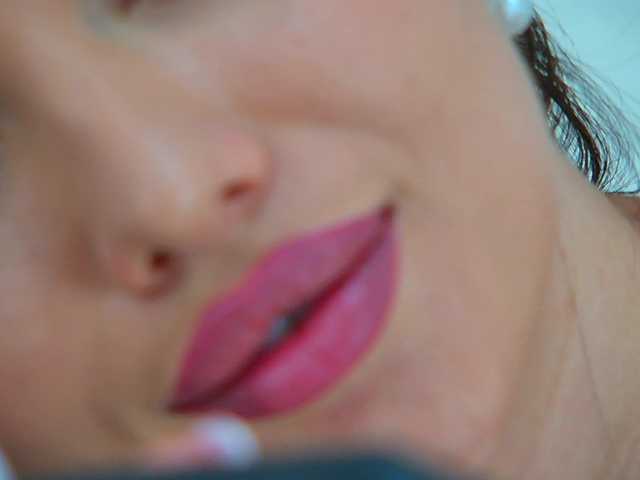 Capturas de tela de transmissão EmilyNovaa