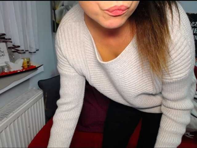 Capturas de tela de transmissão EmilyQueen