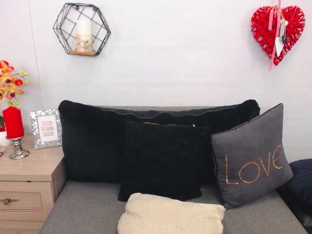 Capturas de tela de transmissão EmilyQueen