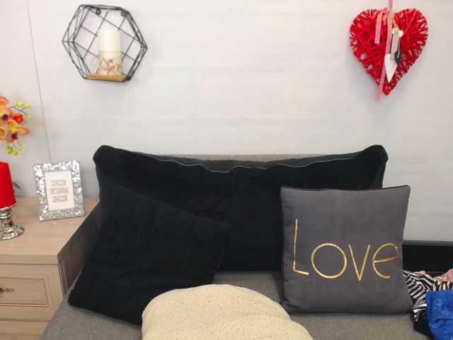 Capturas de tela de transmissão EmilyQueen