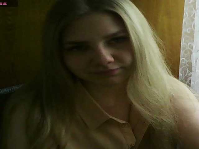 Capturas de tela de transmissão Emma-Frizea