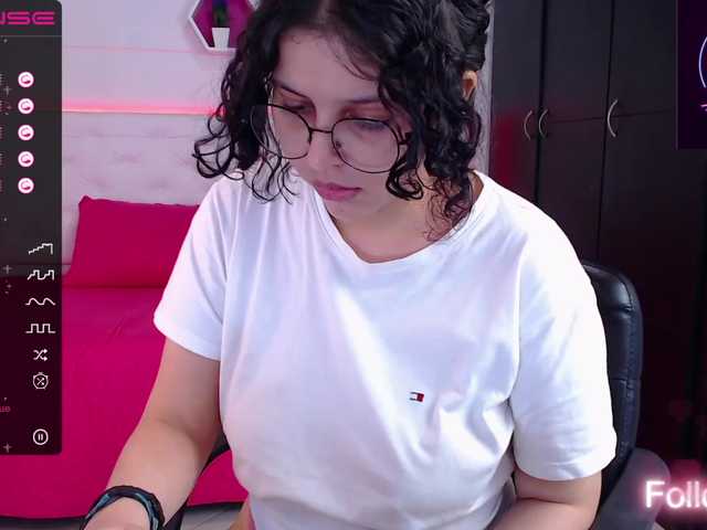 Capturas de tela de transmissão emma-johnson1