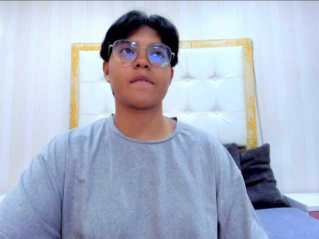 Capturas de tela de transmissão Emmaa-Lex