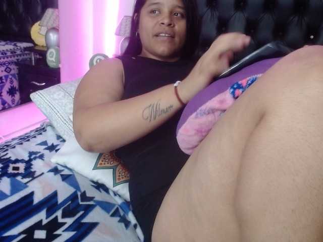 Capturas de tela de transmissão EmmanuelleBBW