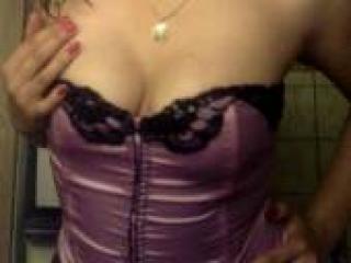 Chat de vídeo erótico emmi555