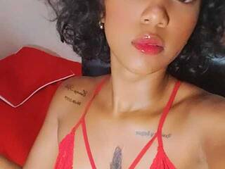 Chat de vídeo erótico Emy-02