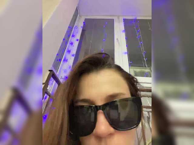 Capturas de tela de transmissão Eren5761