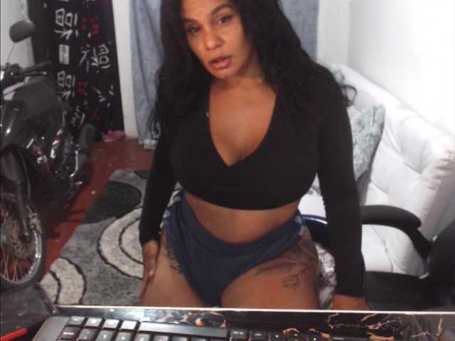 Capturas de tela de transmissão evafoxxy1