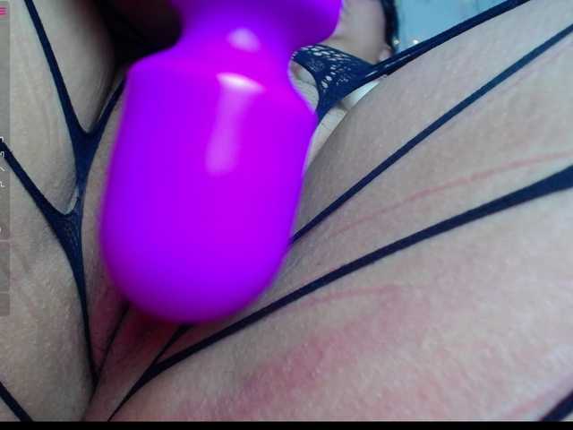 Fotos Evangeline-28 my pussy is very wet !!!! do you play ? #teen #bigboobs #new #dadysgirl #bbw #ebony