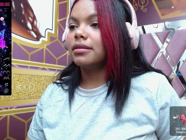 Capturas de tela de transmissão EvelynCastro