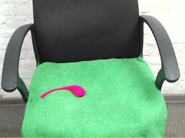 Capturas de tela de transmissão NaughtyTory