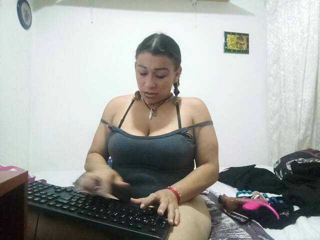 Capturas de tela de transmissão Fasttmilkx