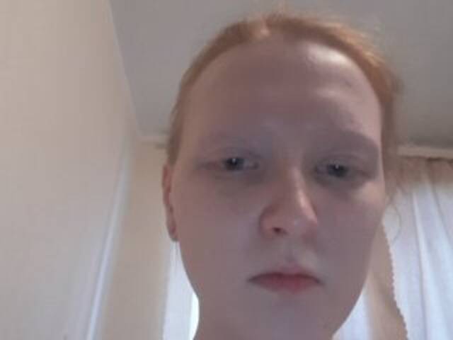 Capturas de tela de transmissão Faustina_Fox