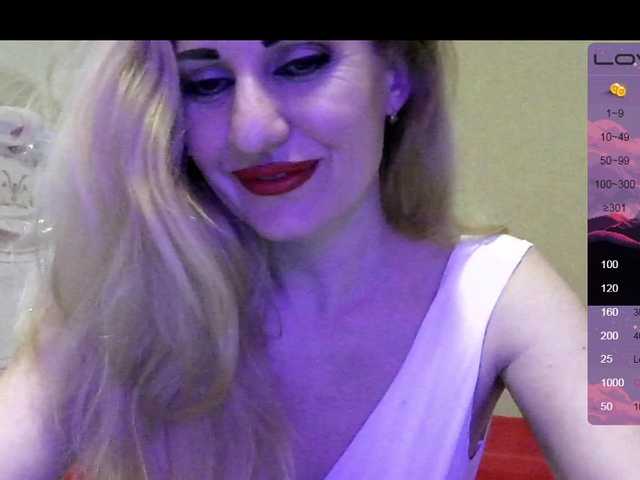 Capturas de tela de transmissão FiryQDaise