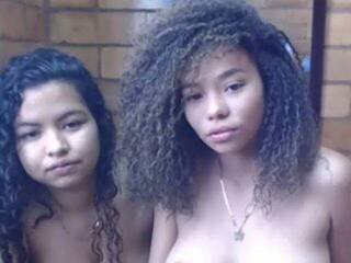 Chat de vídeo erótico flowerstwob