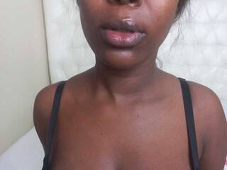 Chat de vídeo erótico Freakynessa