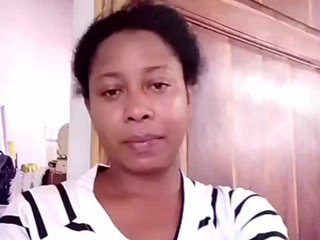 Chat de vídeo erótico FredahSannie