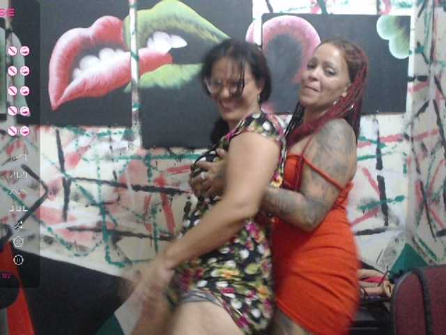 Fotos fresashot99 #lesbiana#latina#control lovense 500tokn por 10minutos,,,250 token squirt inside the mouth #5 slaps for 15 token .20 token lick ass..#the other quicga has enough 250 token