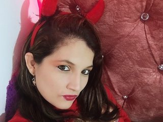 Chat de vídeo erótico GatubelaHot69
